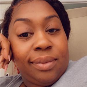 Meet your Posher, Laquita